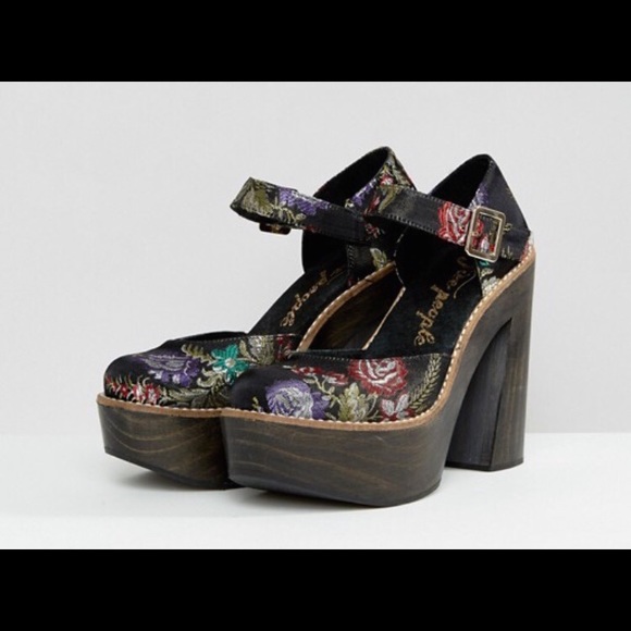 Free People Starlet embroidered wood Platform pump - Picture 2 of 7